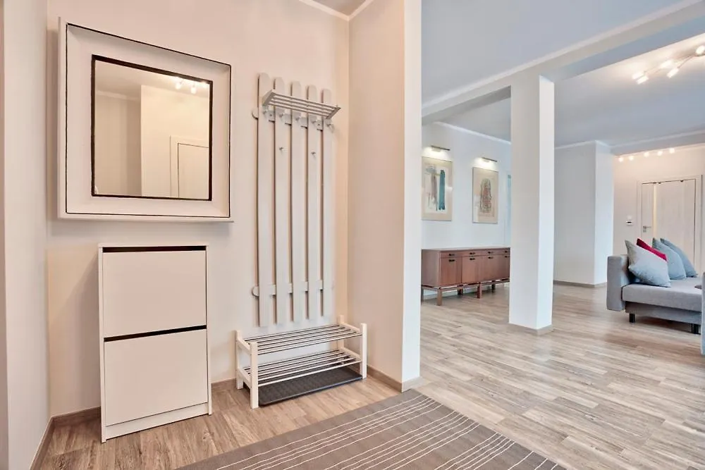 Family Apartment By Tyzenhauz كراكوفيا