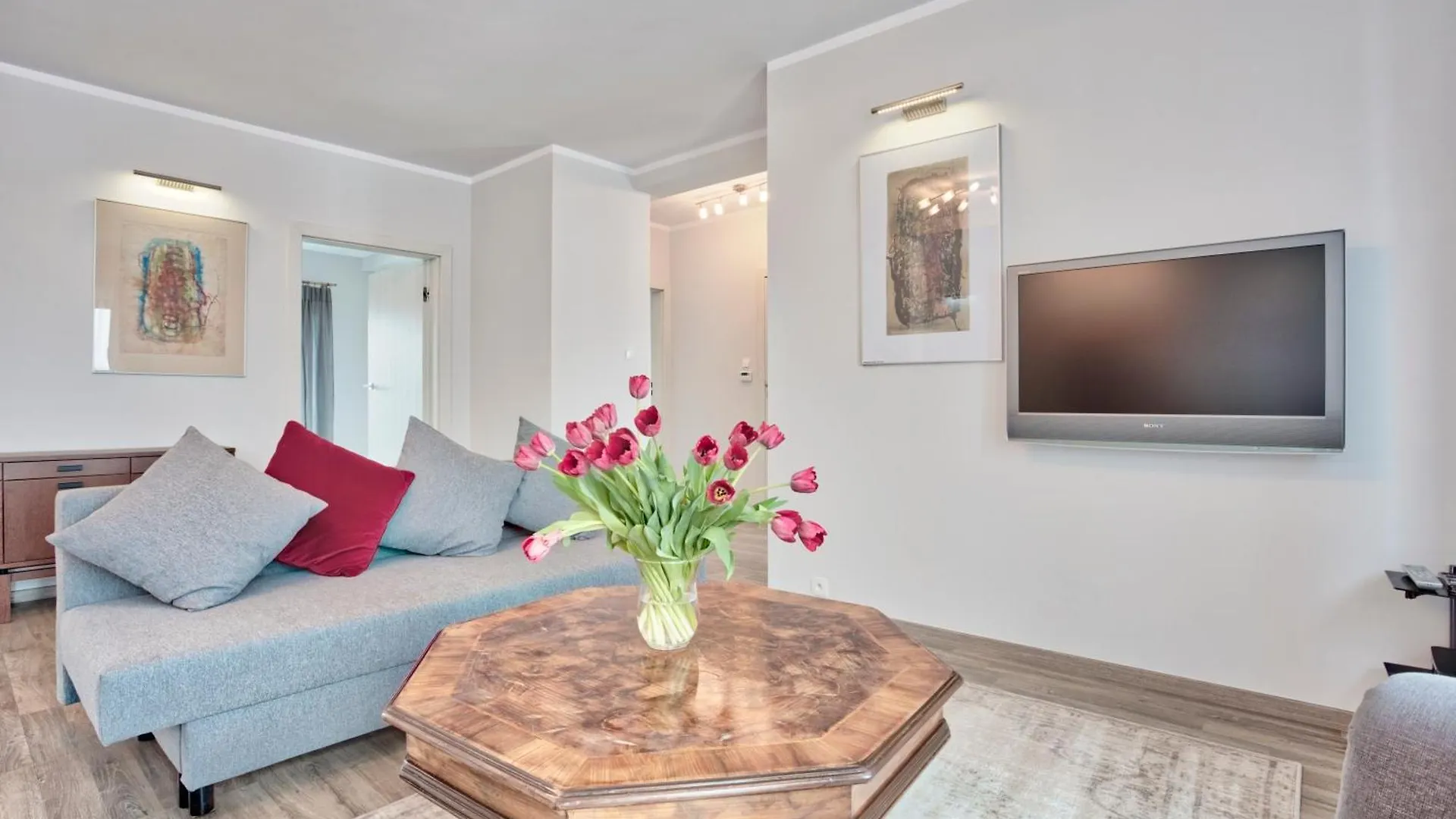 Family Apartment By Tyzenhauz كراكوفيا بولندا