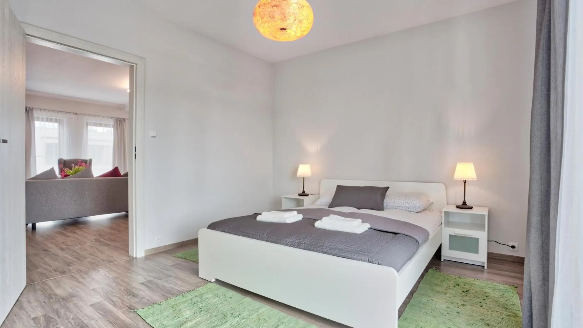 Family Apartment By Tyzenhauz كراكوفيا