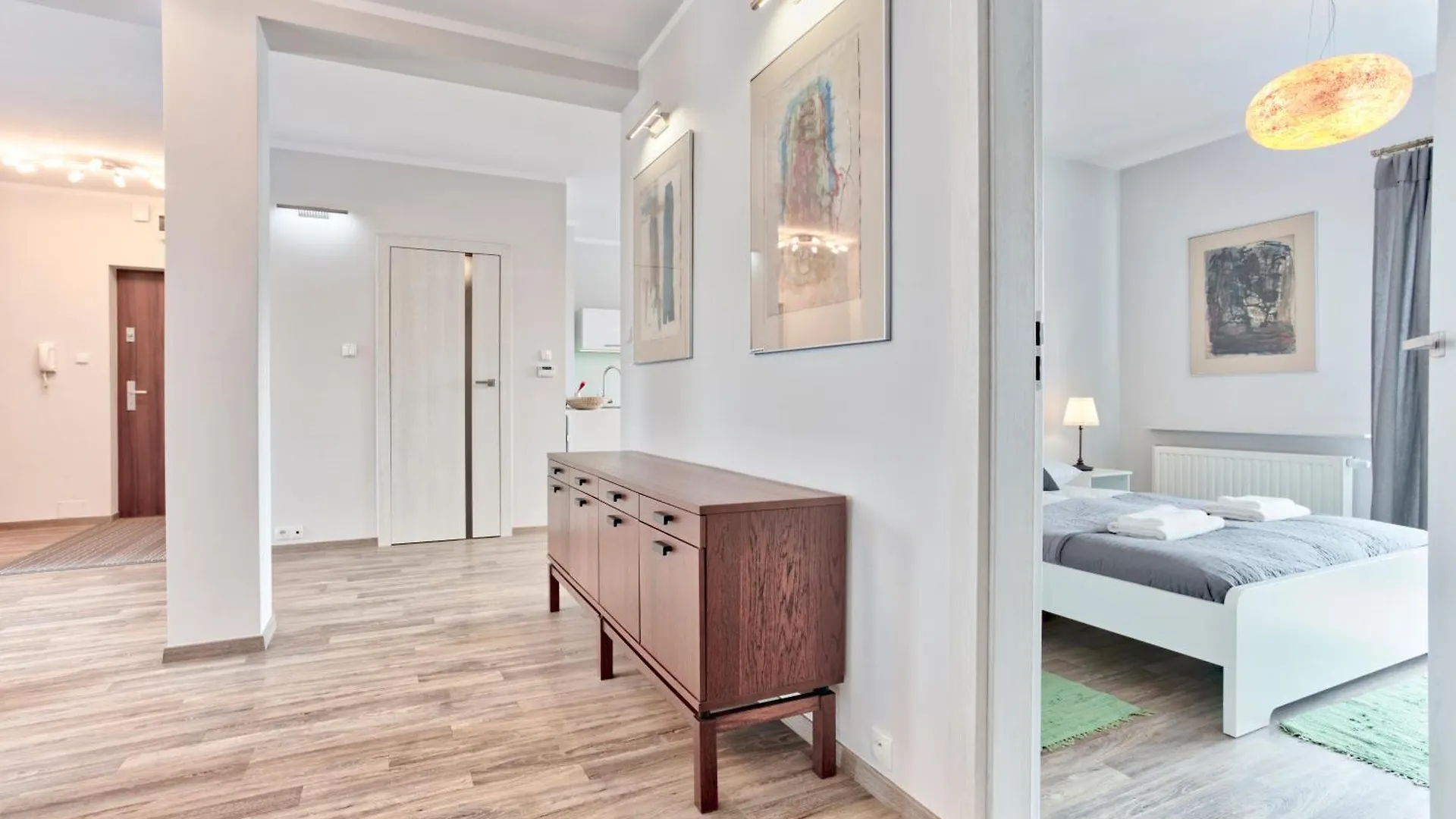 Family Apartment By Tyzenhauz Krakow 0*,